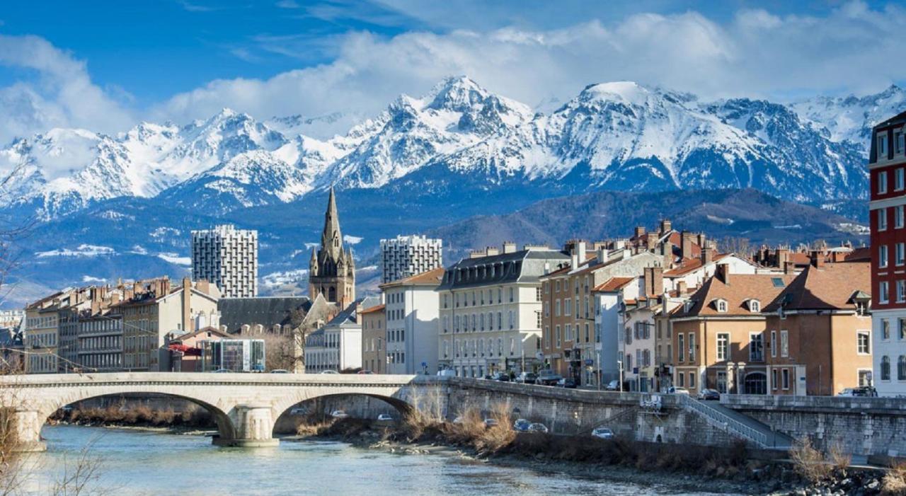 Le Berriat - Parking - Centre Ville / Gare - Grenoble Exterior foto